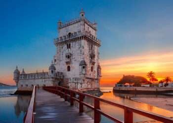 Lisbon Unveiled: Discovering the Monuments, Beaches, and Vibrant Culture of Portugal’s Capital