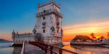 Lisbon Unveiled: Discovering the Monuments, Beaches, and Vibrant Culture of Portugal’s Capital