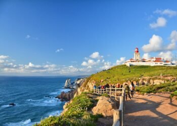 Discover the Best Time to Visit Portugal: A Seasonal Guide