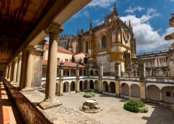 Explore Tomar: A 3-Day Adventure into the Mystical World of Templar Knights and Rich History